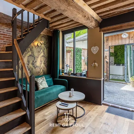 Le De Lou Hot Tub Sauna & Private Patio 2 Guests Semesterbostad Honfleur