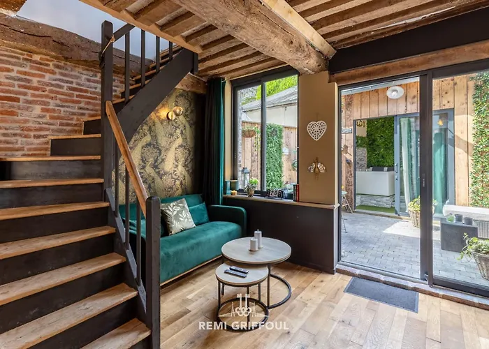 Le De Lou Hot Tub Sauna & Private Patio 2 Guests 펜션 옹플뢰르