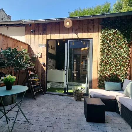 Le De Lou Whirlpool Bath - Sauna - Patio 2 Guests *